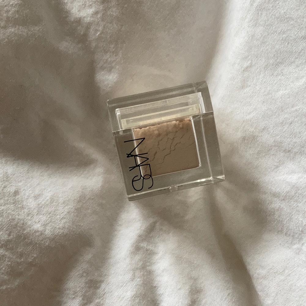 Mini fixing powder